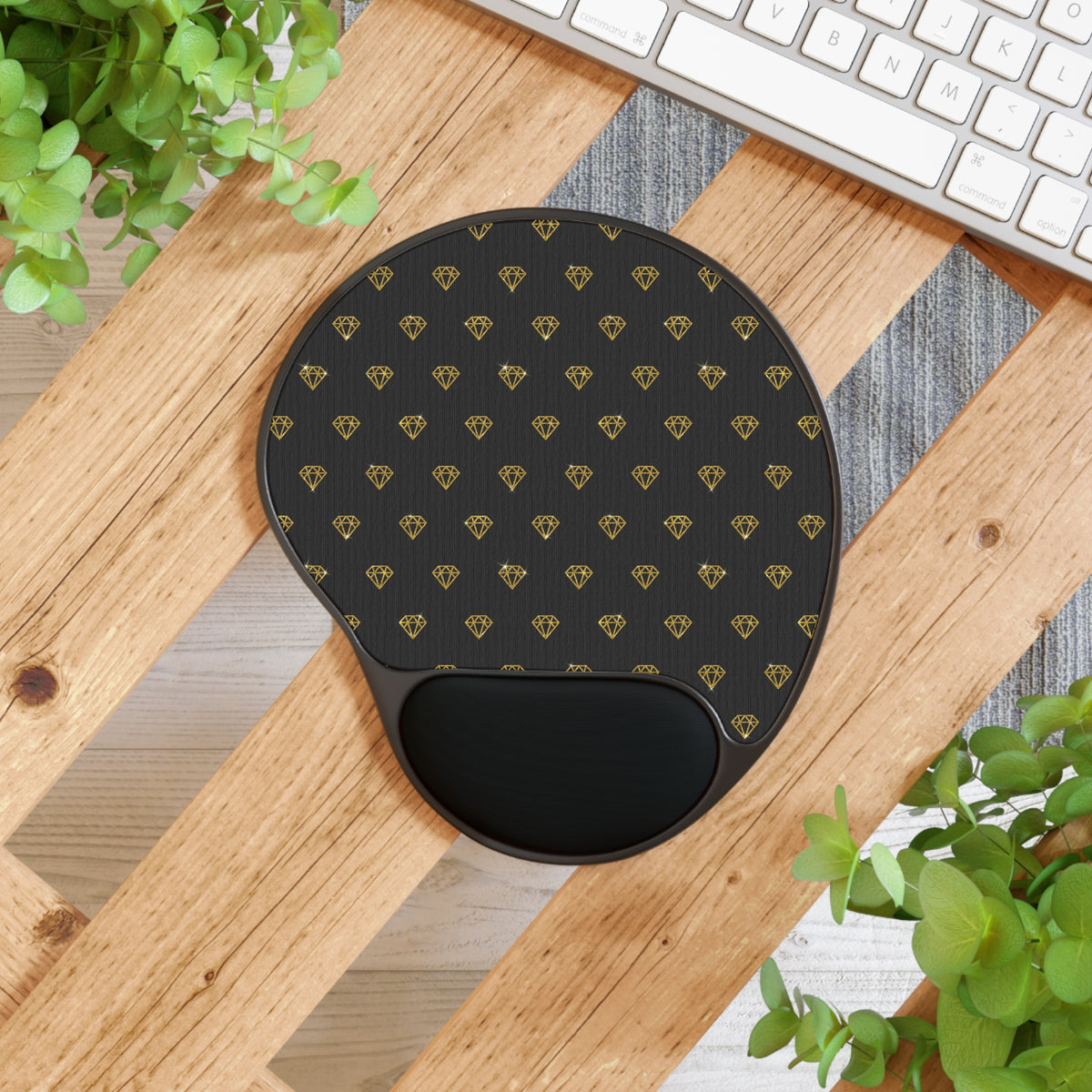 Black Diamond Mouse Pad With Wrist Rest